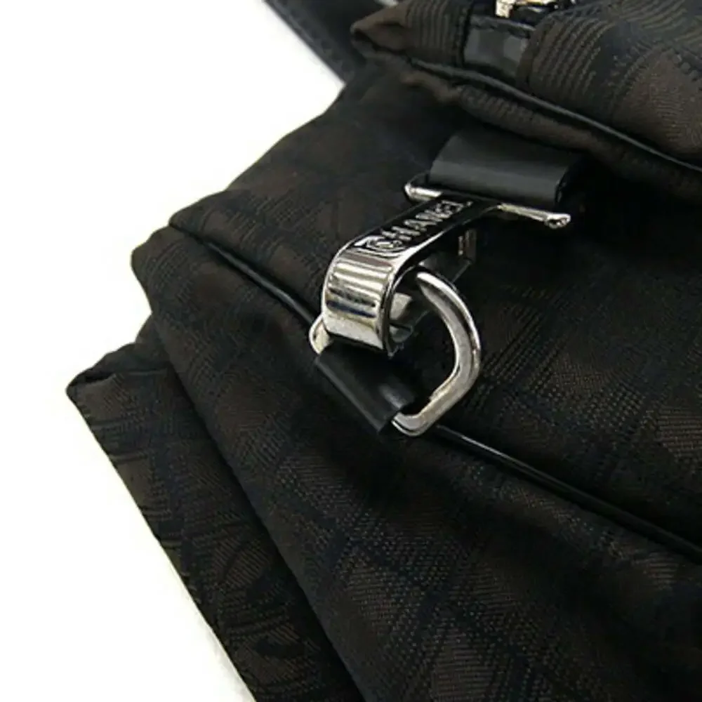 CHANEL Brown Leather Shoulder Bag